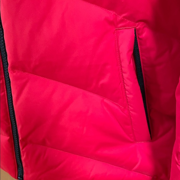 NWT Theory Women’s Carmine Red Stand Puffer Jacket Size Small (Brand New) - Picture 10 of 12